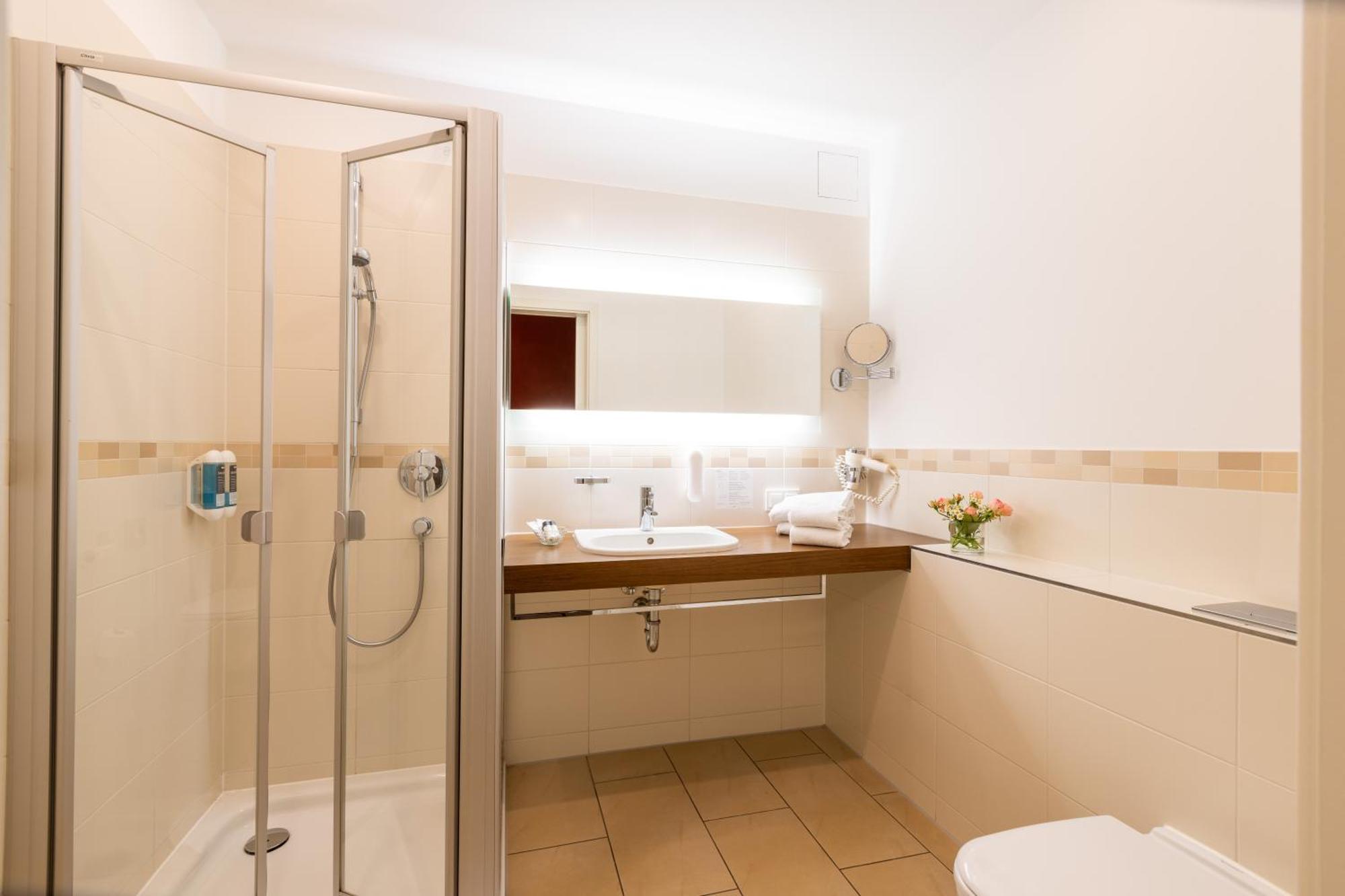 Cafe Wildau Hotel & Restaurant Am Werbellinsee Schorfheide Εξωτερικό φωτογραφία